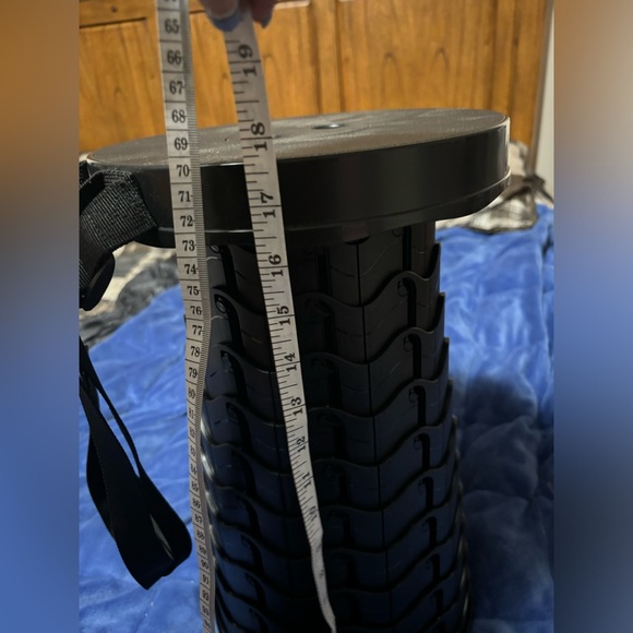 Adjustable seat/stool - Picture 2 of 16